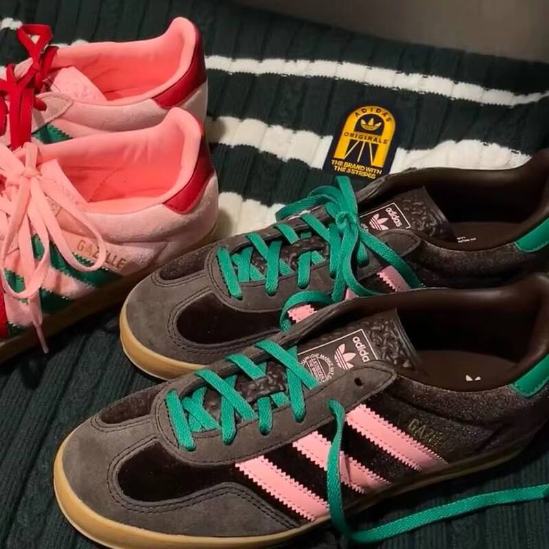 Adidas Shoes Gazelle - อาดิดาส แซมบ้า 2026 รองเท้าลำลองสตรีสไตล์ใหม่ 2 คู่