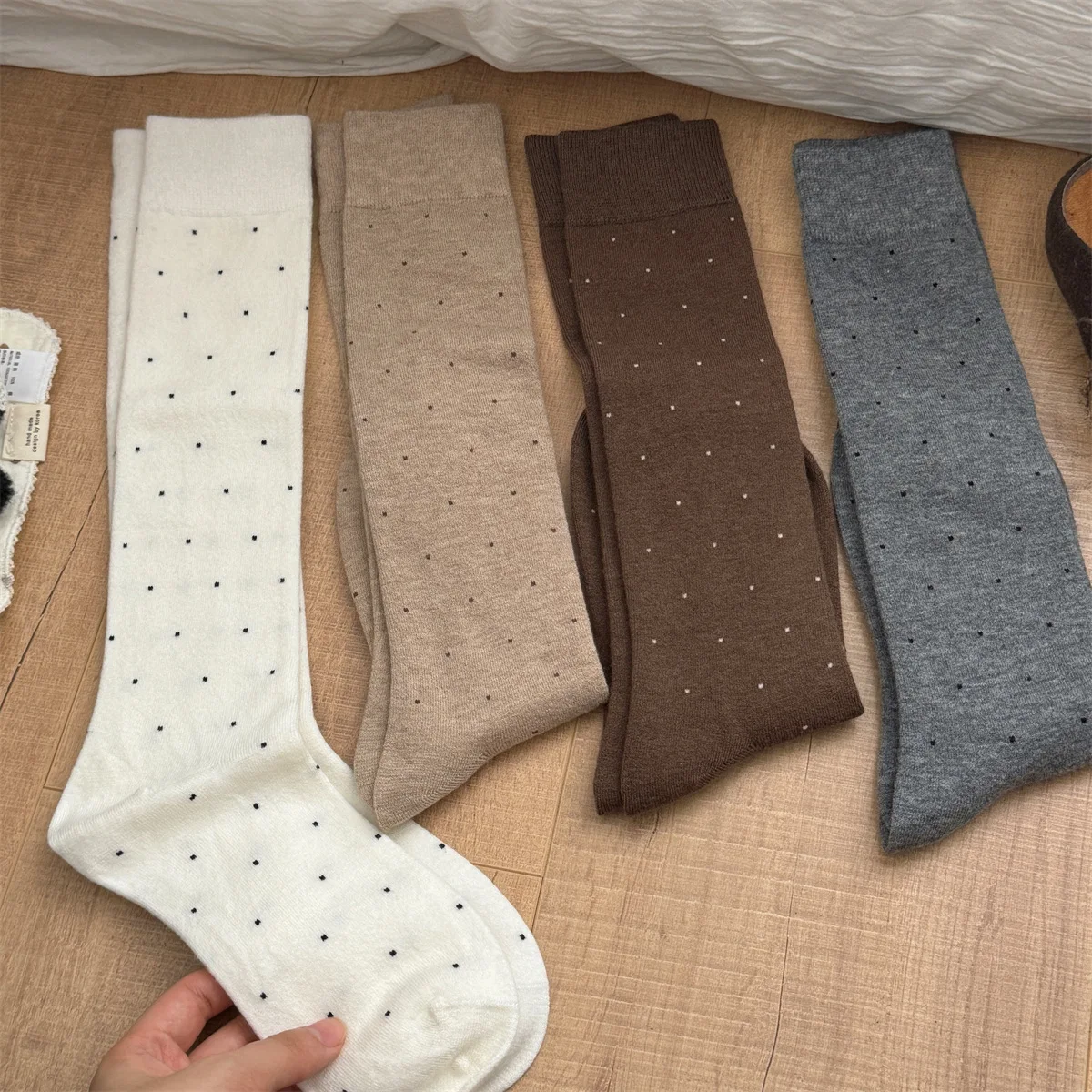 SP & CITY ฤดูหนาวหวาน Polka Do - Silk Sock Bamboo บทวิจารณ์และราคา
